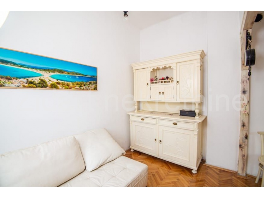 Квартира, 1033 м², 256 000$ — FAKTOR